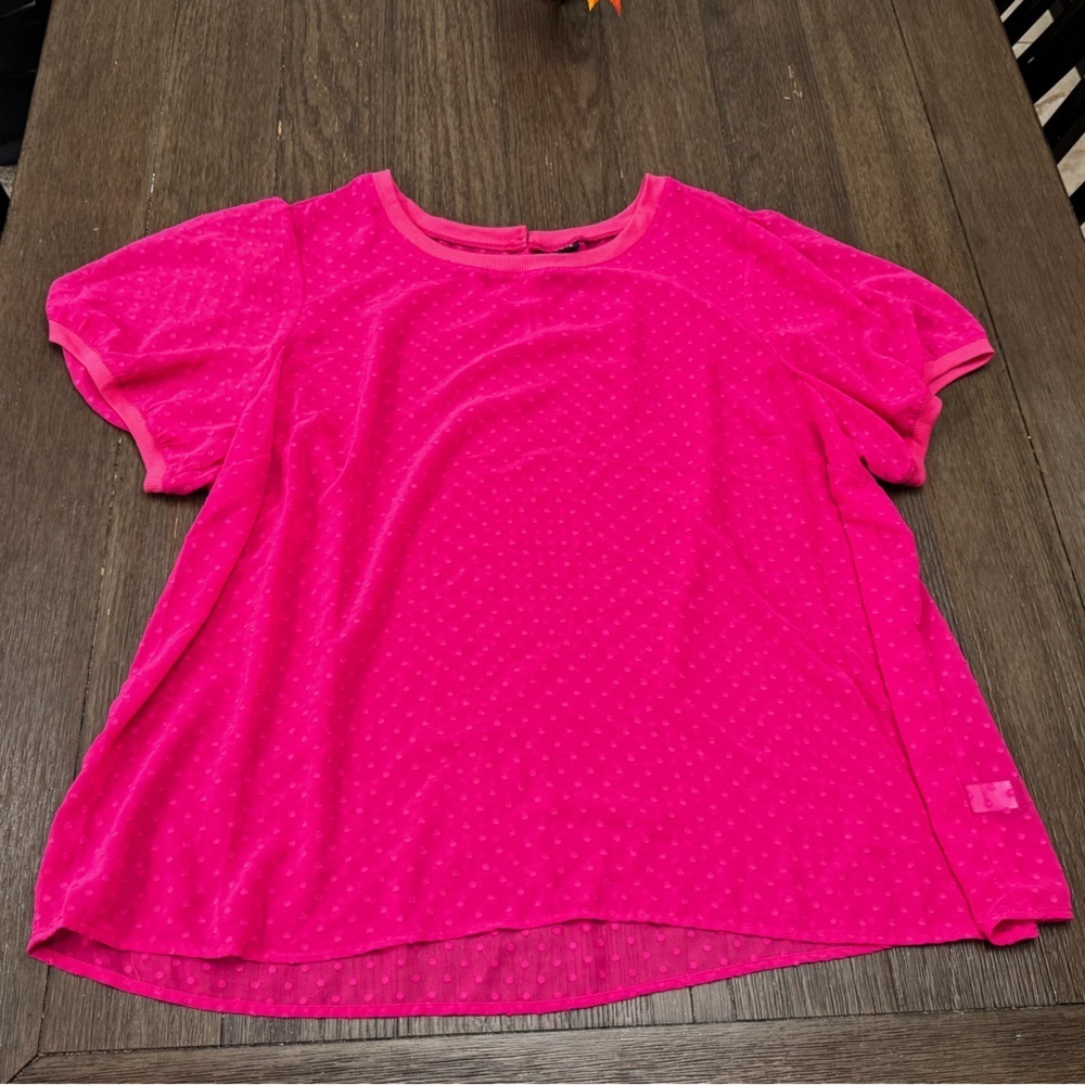 Torrid Textured Chiffon Button Up Top hot pink short sleeve size 3x
